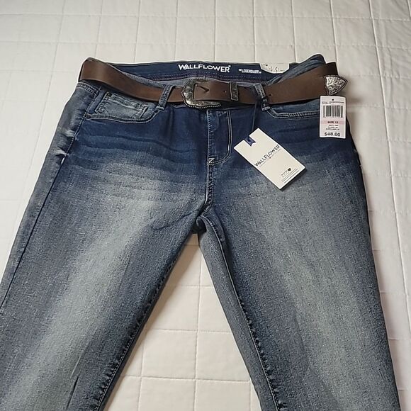 Wallflower Legendary Bootcut Jeans 13/31 - Picture 3 of 9